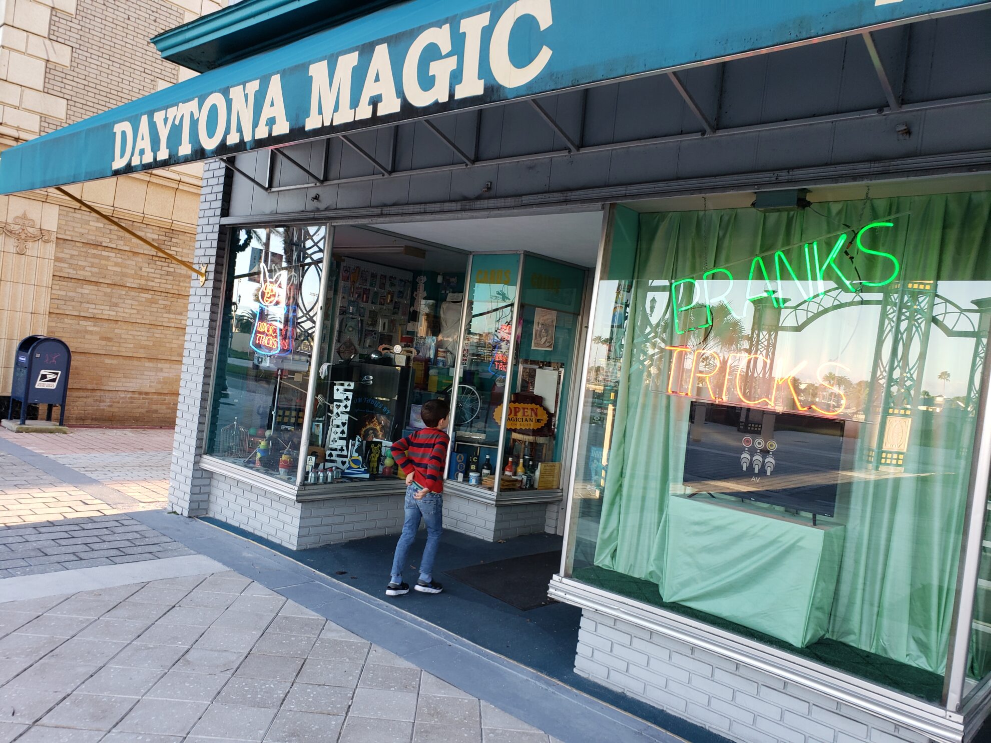 magic store